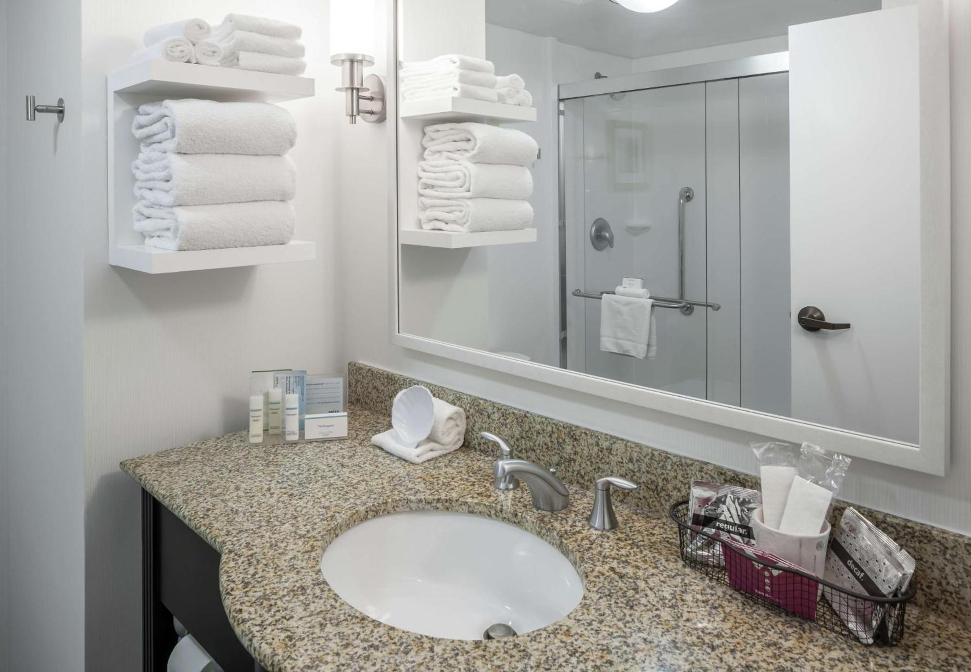 Hampton Inn Austin Nw Near The Domain Bagian luar foto
