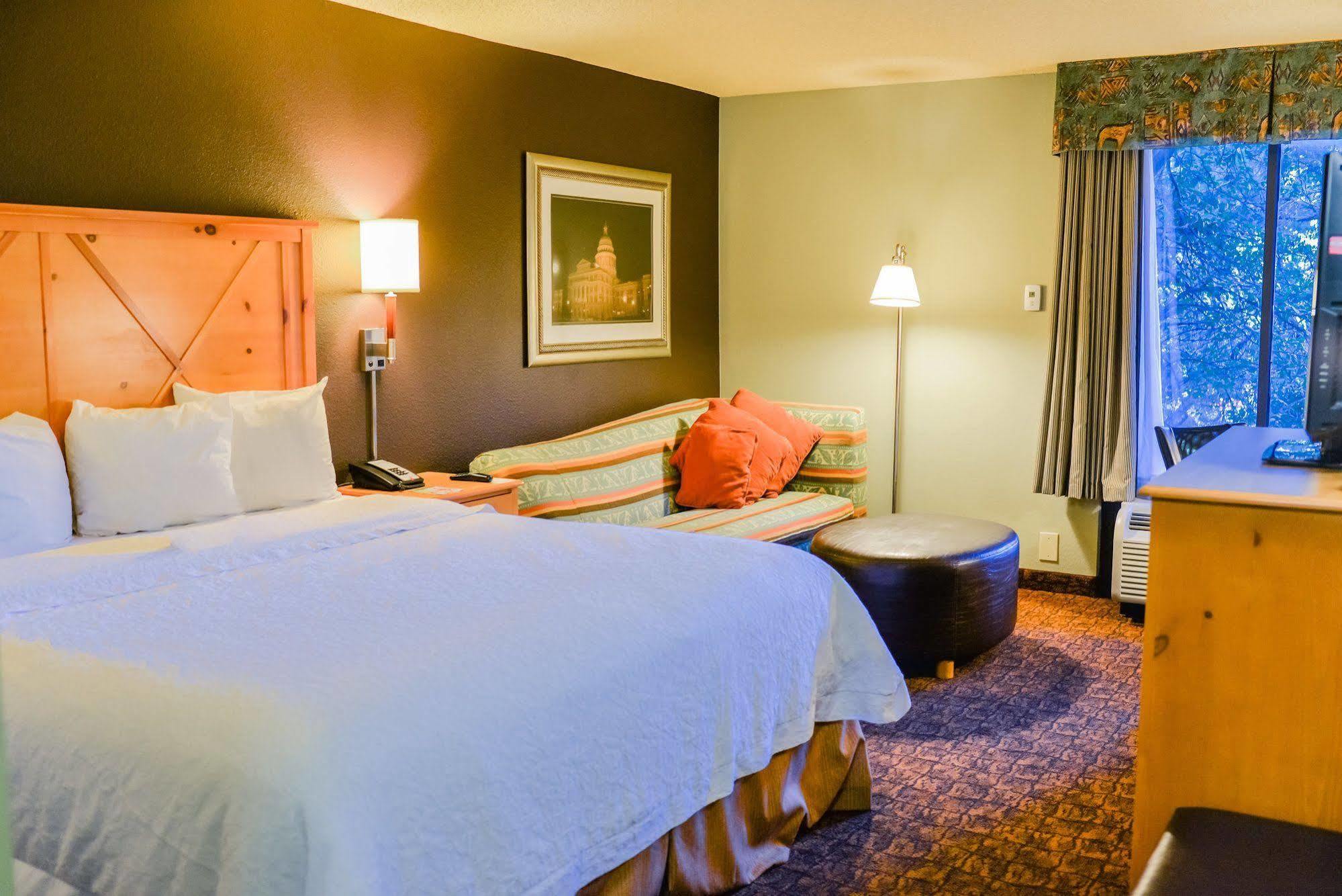 Hampton Inn Austin Nw Near The Domain Bagian luar foto